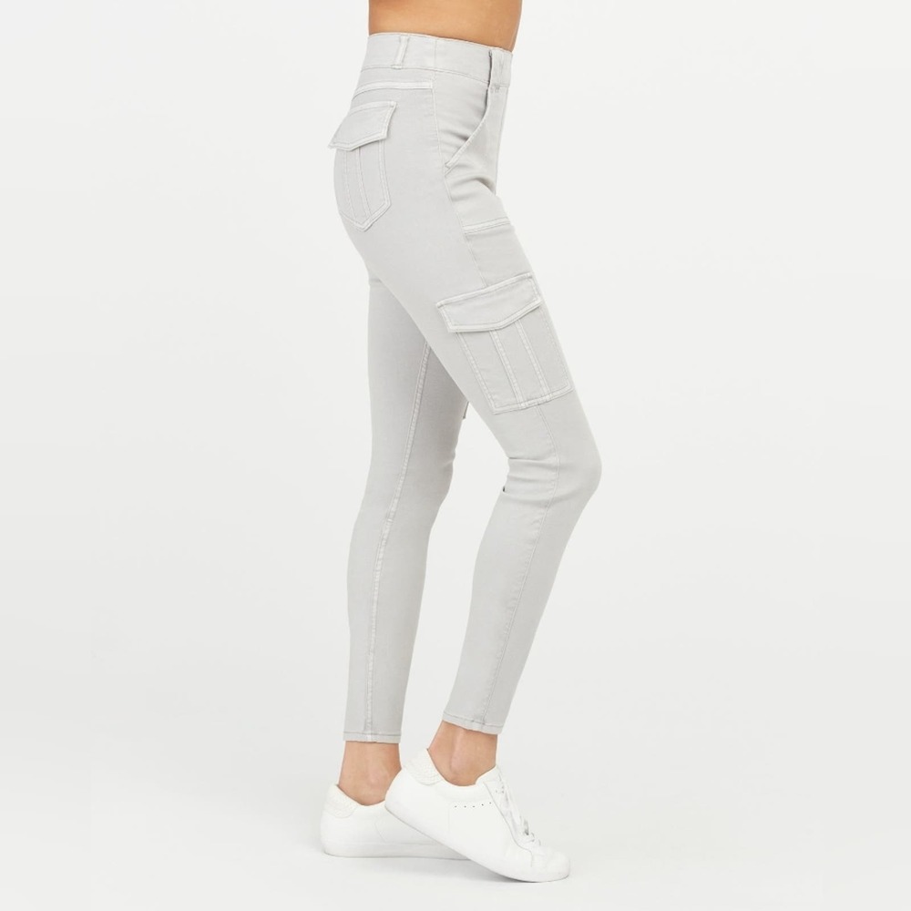 Spanx Stretch Twill Ankle Cargo Pant In Crystal Grey XS